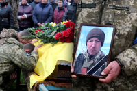 Під час бою з окупантами на Донбасі батько накрив собою пораненого сина-захисника і загинув