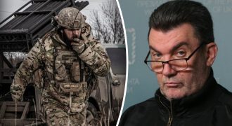 Данилов откровенно рассказал о потерях Украины в боях за Бахмут