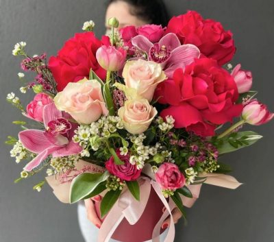 Число і колір мають значення: які квіти можна і не варто дарувати жінці