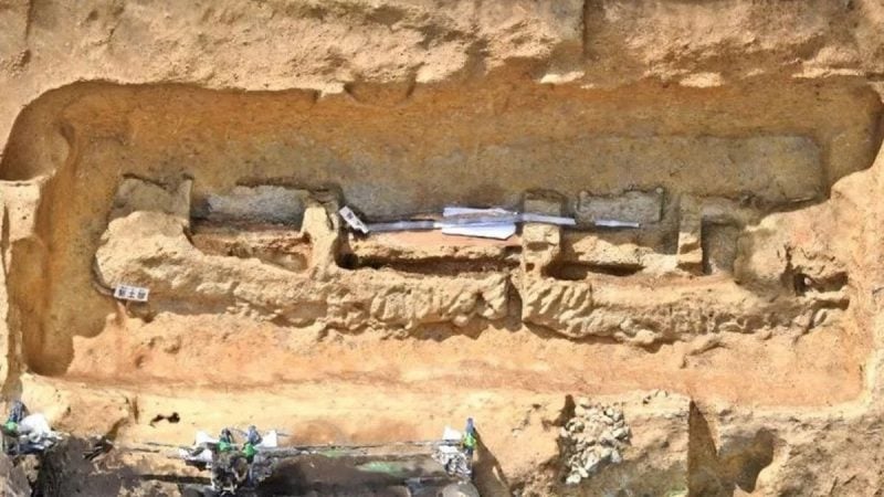 1600-летний меч для защиты от злых духов: археологи обнаружили невероятный артефакт
