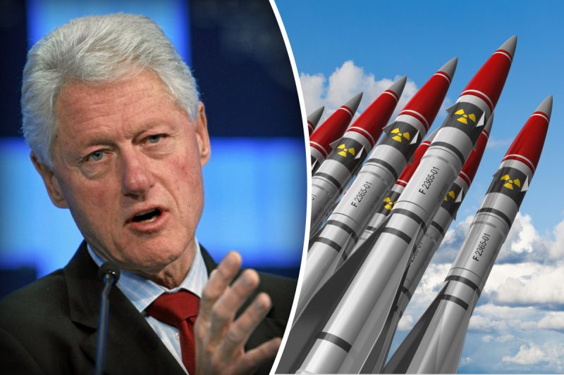 "Почуваюся жахливо, бо змусив їх": Клінтон розкаявся в причетності до ядерного роззброєння України