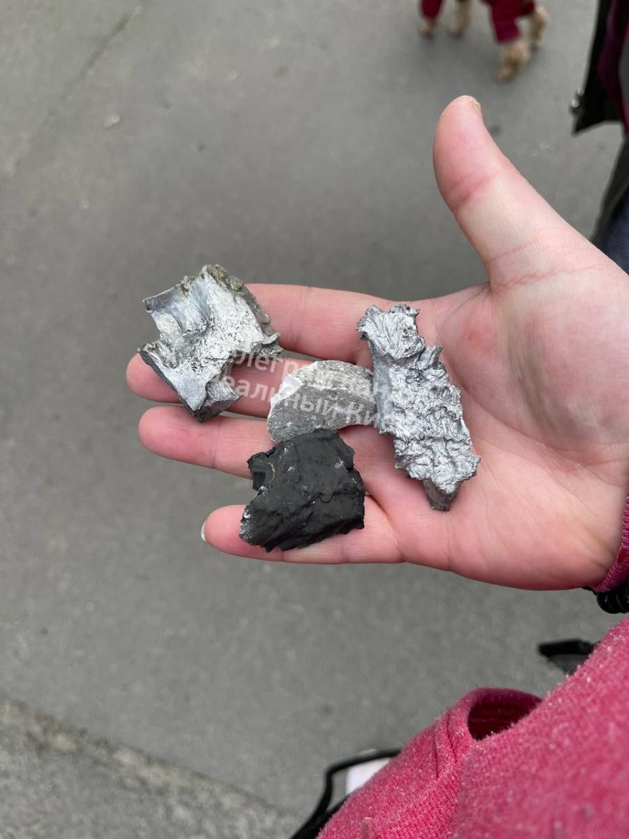 Обломки ракеты 