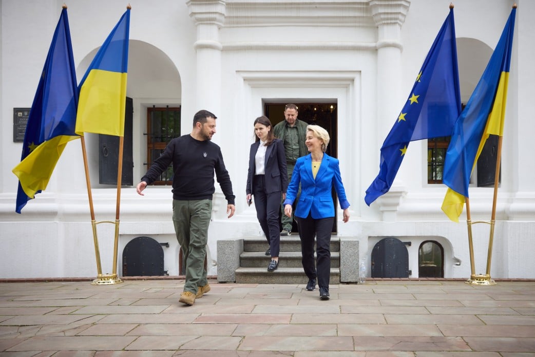 За словами Новака, Євросоюз має щонайменше три потужні інструменти, аби завдати нищивного удару по економіці РФ За словами Новака, Євросоюз має щонайменше три потужні інструменти, аби завдати нищивного удару по економіці РФ