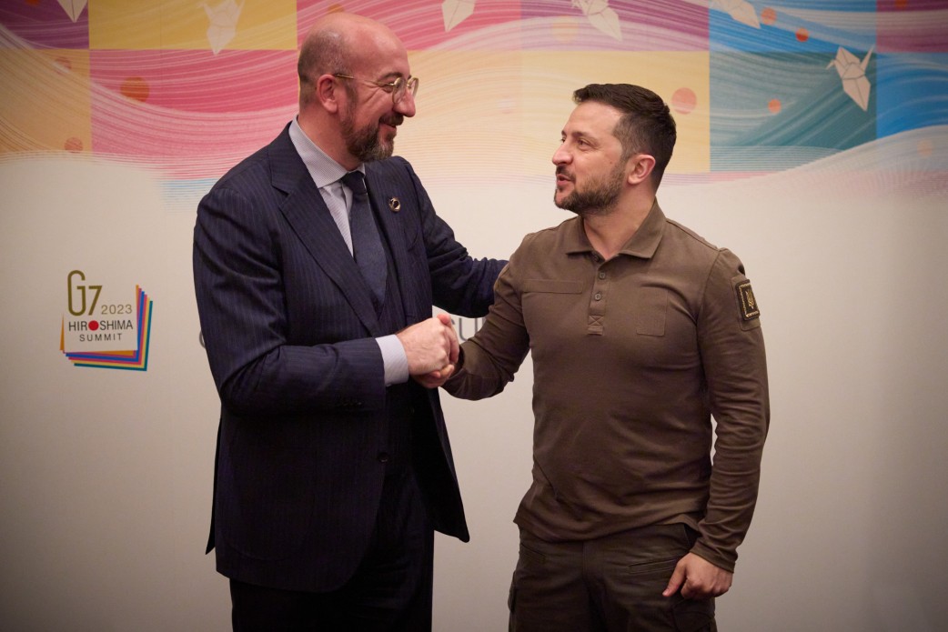 Зеленський прилетів до Японії на саміт 'Великої сімки': фоторепортаж