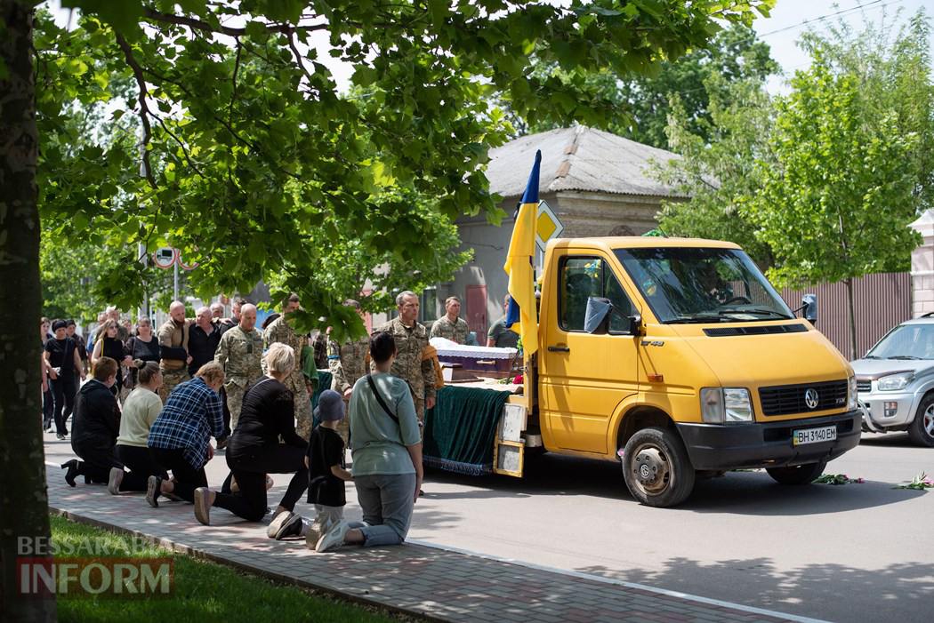 Прощание с боевым медиком Романом Воробьевым Прощание с боевым медиком Романом Воробьевым