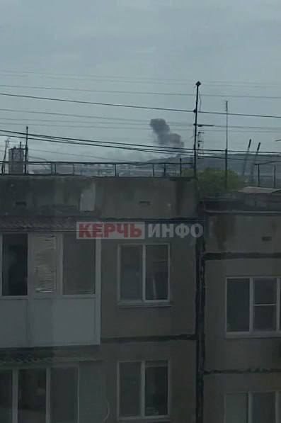 Дим над Кримським мостом Дим над Кримським мостом
