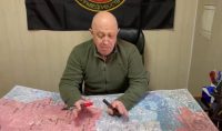 Драпающие толпы: Пригожин заявил, что ЧВК Вагнера стреляют по войскам РФ у Бахмута