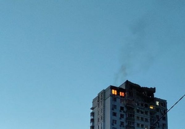 РФ вдарила іранськими дронами по Києву: є жертва і постраждалі, горить багатоповерхівка