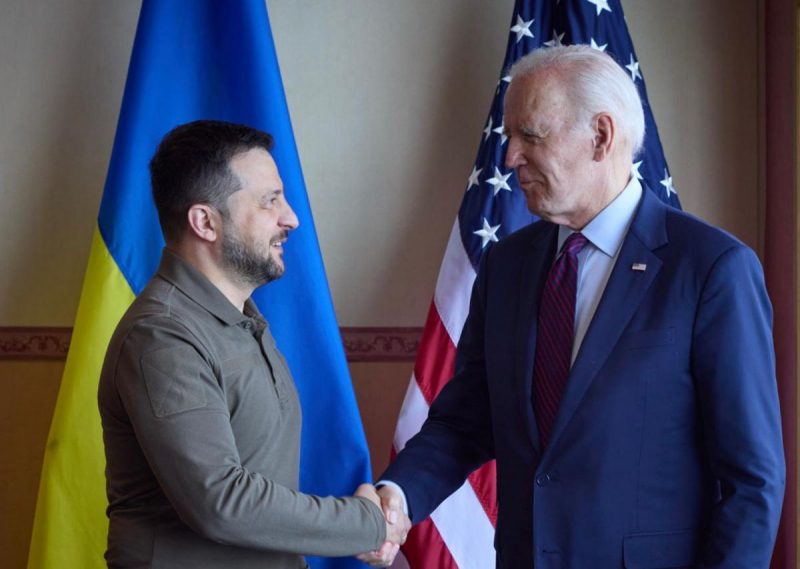 Зустріч Зеленського і Байдена на саміті G7: глава США оголосив про пакет військової допомоги на $375 млн