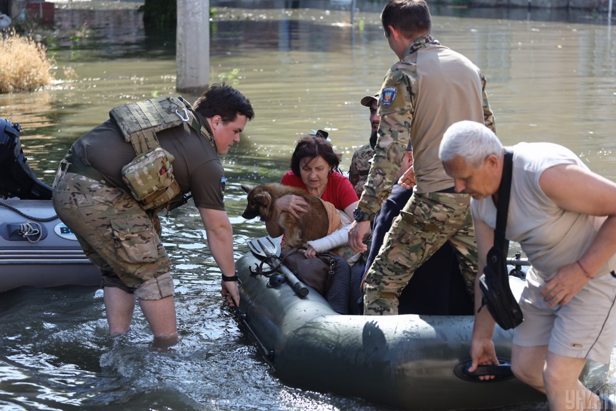 Ситуація у Херсоні після підриву росіянами Каховської ГЕС станом на 7 червня Ситуація у Херсоні після підриву росіянами Каховської ГЕС станом на 7 червня