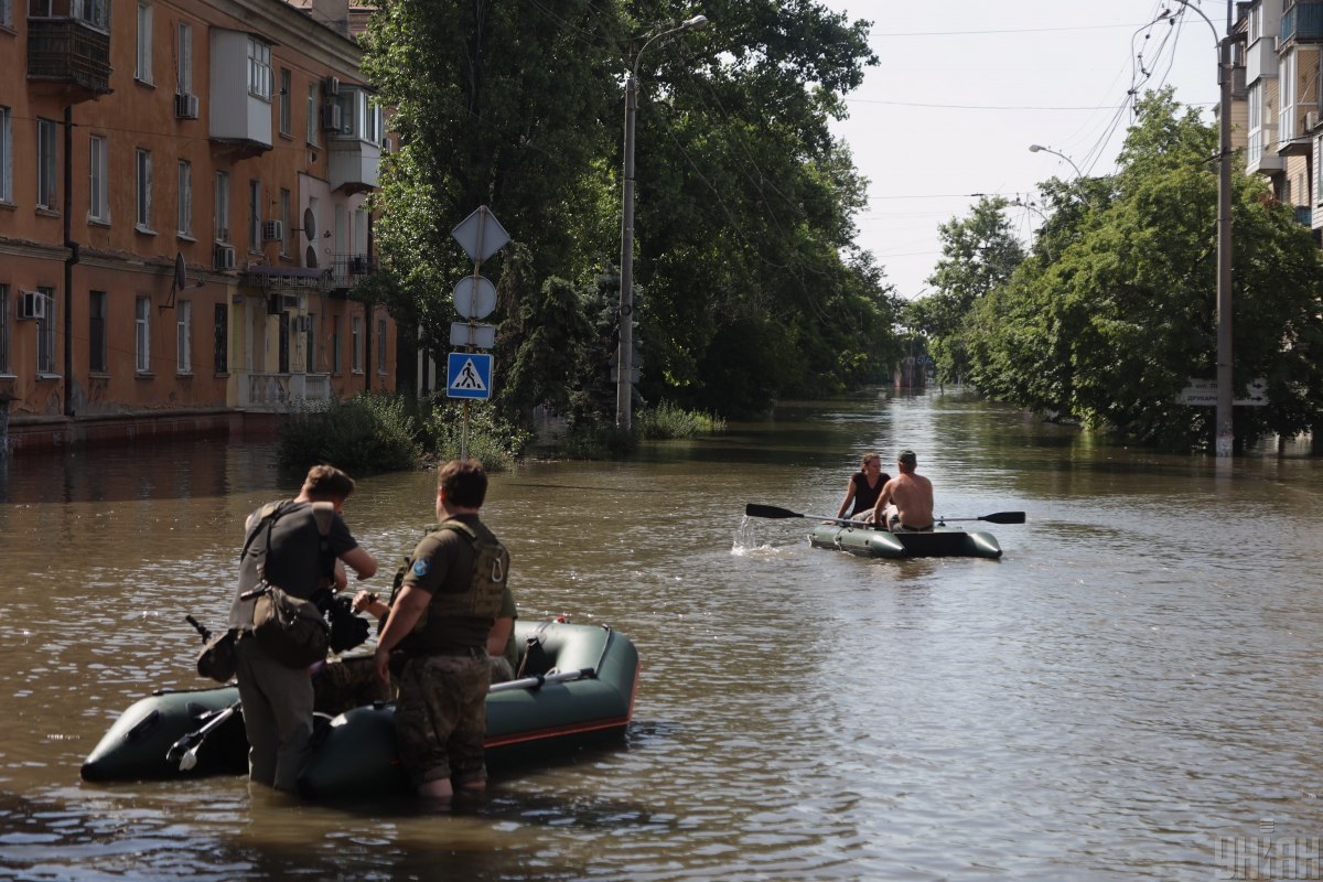 Ситуація у Херсоні після підриву росіянами Каховської ГЕС станом на 7 червня Ситуація у Херсоні після підриву росіянами Каховської ГЕС станом на 7 червня