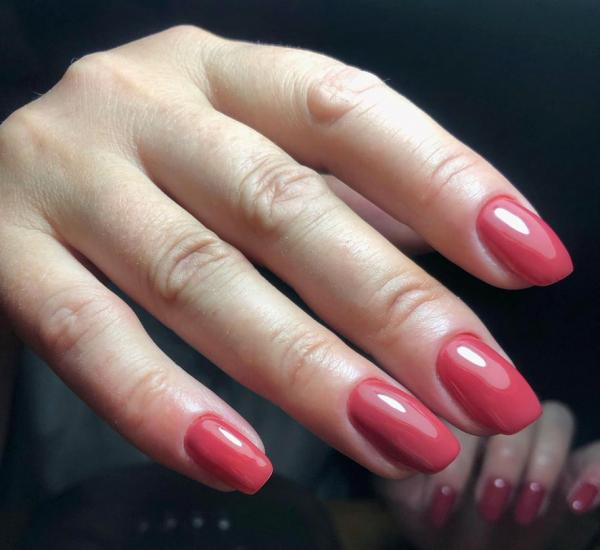 Який манікюр не старить руки після 60 років: 5 речей, які слід враховувати Який манікюр не старить руки після 60 років: 5 речей, які слід враховувати