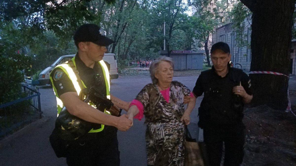 Вибух у багатоповерхівці у Києві Вибух у багатоповерхівці у Києві