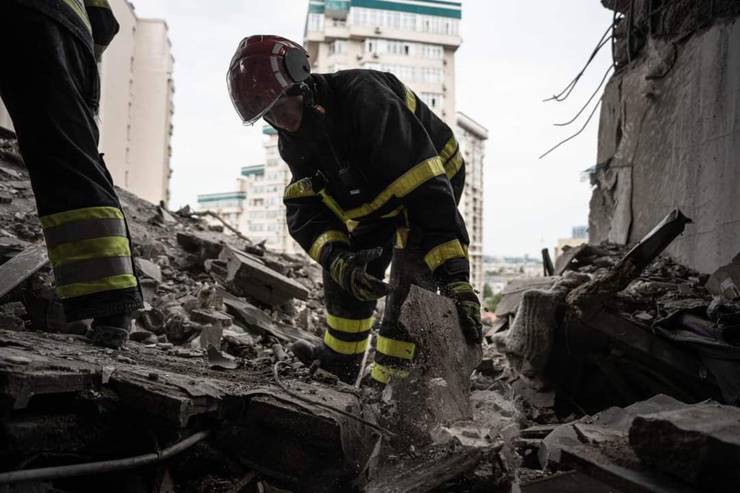 Рятувально-пошукова операція в Києві