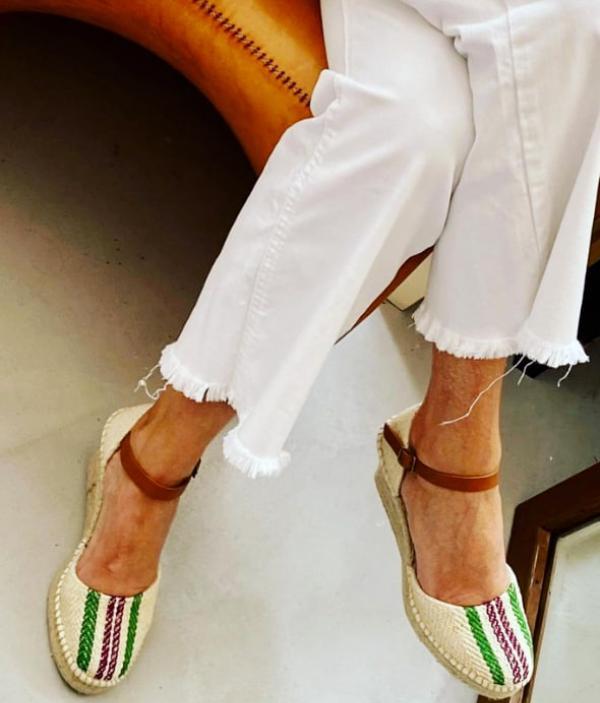 Як добре виглядати в 60 років: 6 незамінних речей для стильного образу влітку