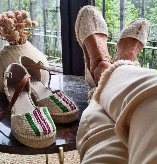 Базовий гардероб жінки за 60