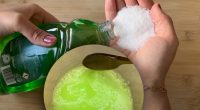 Женщина смешала соль и моющее средство: ее видео набрало 8 млн просмотров