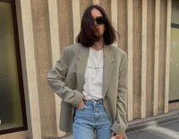 Як правильно носити оверсайз футболку: трендові ідеї 2023