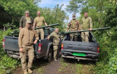 Фото: Favbet Foundation передал противотанковому подразделению ВСУ очередной пикап Mitsubishi L200 (пресс-служба) Фото: Favbet Foundation передал противотанковому подразделению ВСУ очередной пикап Mitsubishi L200 (пресс-служба)