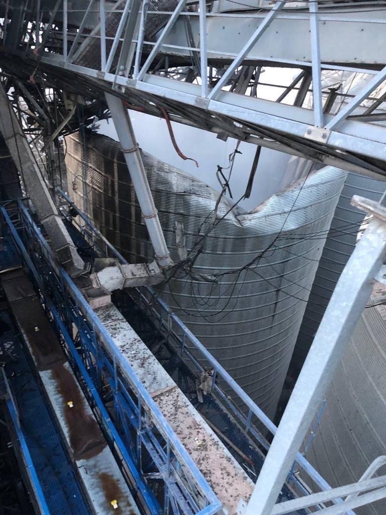 Росія вдарила по двох портах в Одесі: знищено зернові термінали