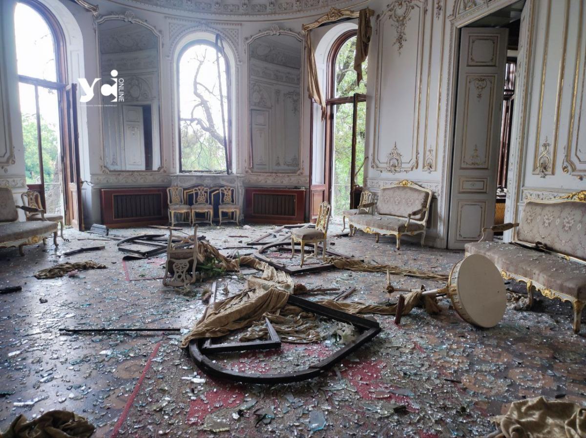 Російські ракети пошкодили Будинок вчених в Одесі