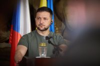 Воєнкоми та чиновники нахабніють у тилу, будуть нові гучні справи - Зеленський