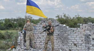 Выбили врага при кратном меньшинстве: фоторепортаж из Нескучного