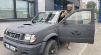 Favbet Foundation передал ВСУ на восточное направление внедорожник Nissan Navara