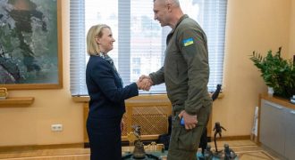 Кличко встретился с послом США Бриджит Бринк: обсудили сотрудничество в сфере безопасности и проблемы самоуправления