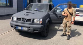 Favbet Foundation передал механизированному батальону ВСУ внедорожник Nissan