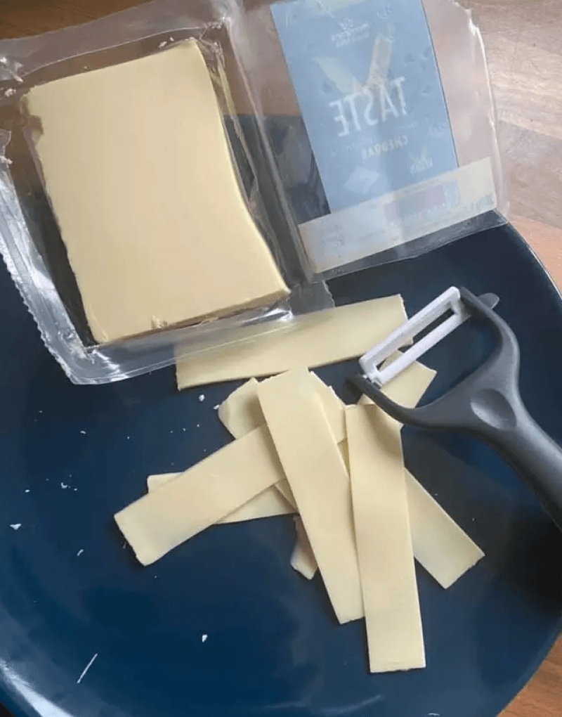 Захвату немає меж: жінка придумала, як застосувати овочерізку не за призначенням