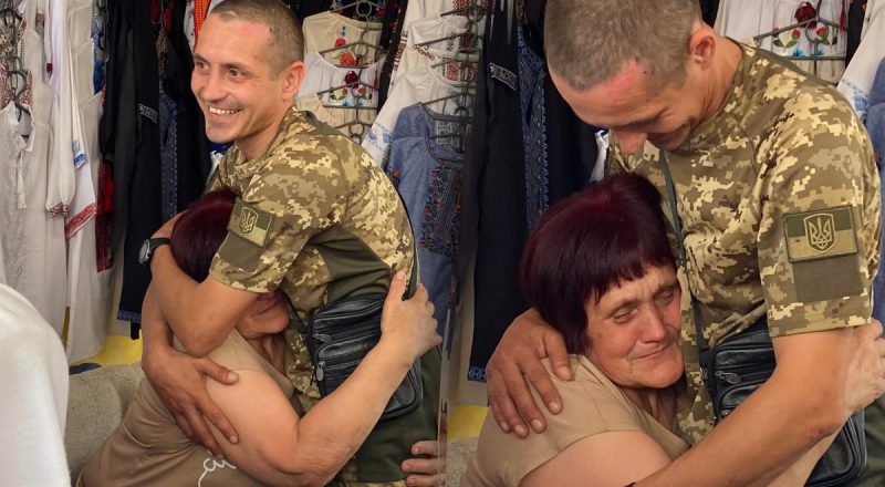 Рыдала навзрыд и упала на колени: сын военный внезапно вернулся к маме из фронта