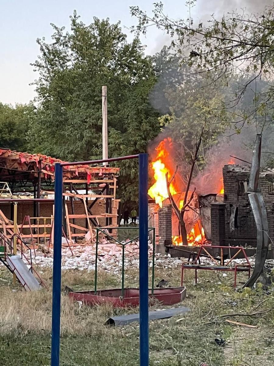 Удар РФ по Запоріжжю 9 серпня Удар РФ по Запоріжжю 9 серпня