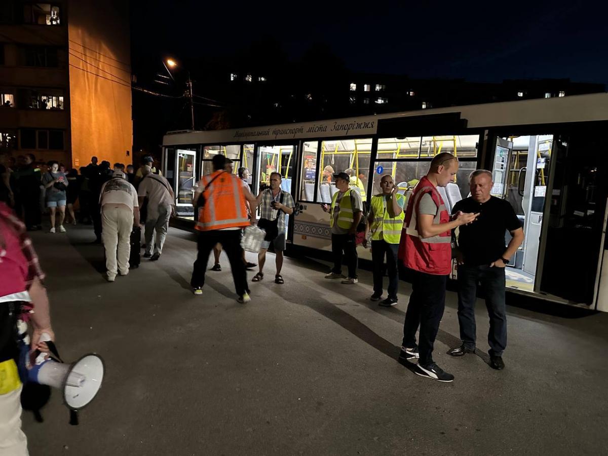 Удар РФ по Запоріжжю 9 серпня Удар РФ по Запоріжжю 9 серпня