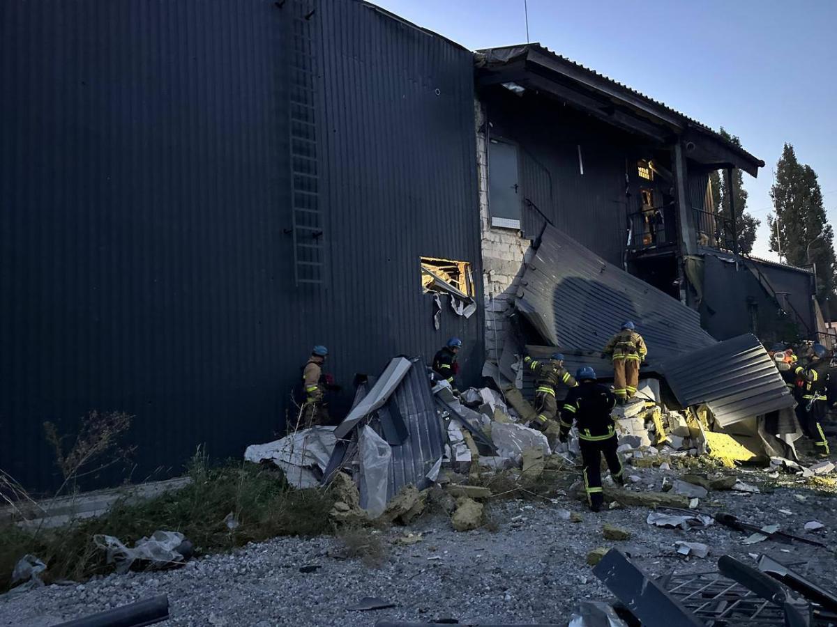 Удар РФ по Запоріжжю 9 серпня Удар РФ по Запоріжжю 9 серпня