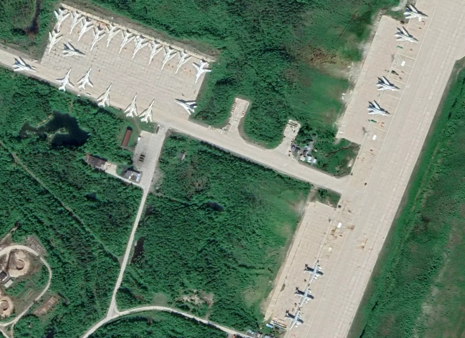 РФ перекинула бомбардувальники на Кольський півострів РФ перекинула бомбардувальники на Кольський півострів