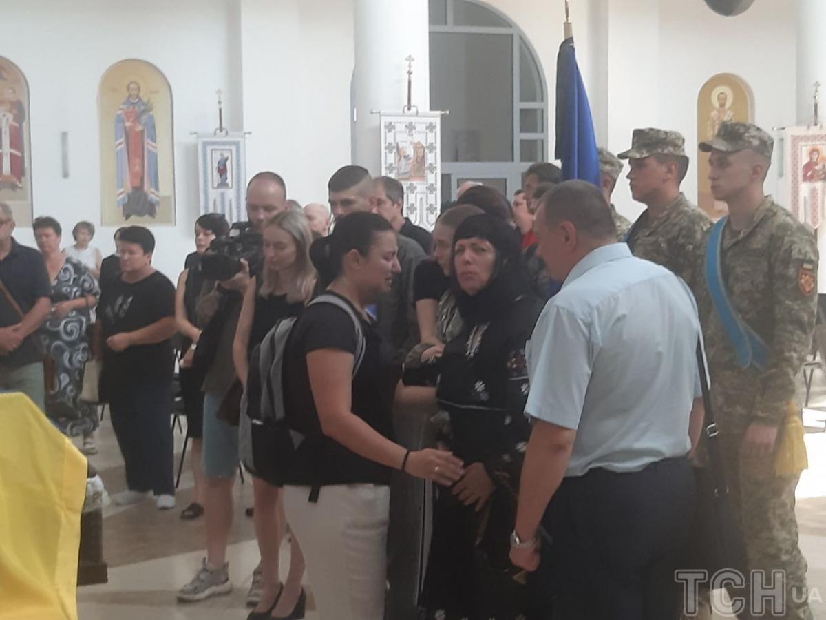 Прощання із загиблим пілотом у Києві