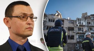 Намеренно били по спасателям: эксперт объяснил тактику РФ по обстрелу Покровска