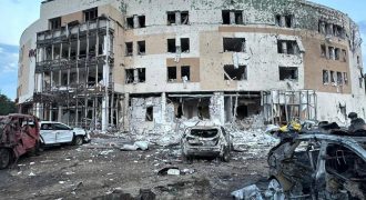 Оккупанты РФ ударили по гражданскому объекту в Запорожье: подробности