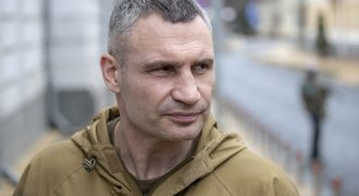 Кличко: Социально незащищенные киевляне получат ко Дню Независимости помощь