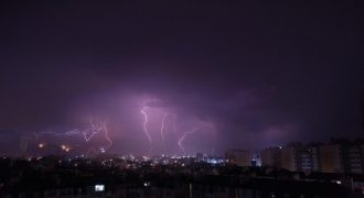 Врежет +13 и накроет шторм: в Украину мчит резкое похолодание