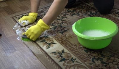 Как почистить очень грязный палас в домашних условиях: самый эффективный способ