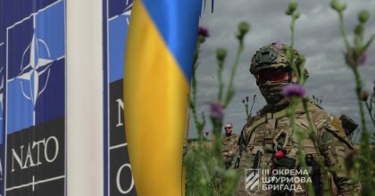 Отказаться от территорий, но вступить в НАТО: у Столтенберга возмутили заявлением