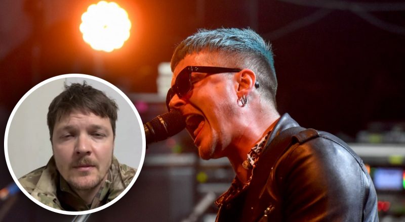 Известный украинский певец отменил гастроли в США, чтобы уйти на фронт