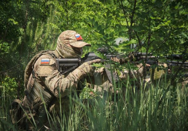 За словами Жданова, російські війська метушаться між кількома напрямками, вишукуючи слабке місце на фронті За словами Жданова, російські війська метушаться між кількома напрямками, вишукуючи слабке місце на фронті