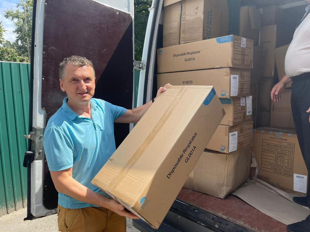 Благодійний фонд "Велич Життя" виконав гуманітарну місію у Торецьку Благодійний фонд "Велич Життя" виконав гуманітарну місію у Торецьку