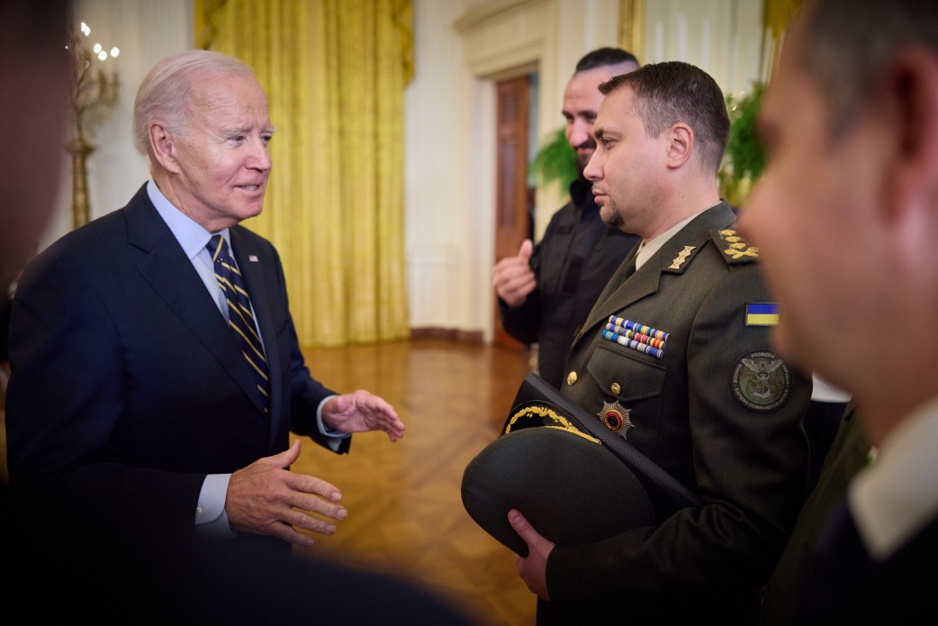 Володимир Зеленський у США у вересні 2023 року Володимир Зеленський у США у вересні 2023 року