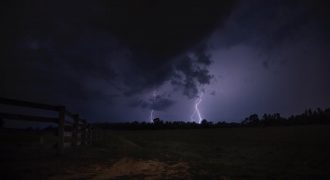 Будут сильные ливни с грозами, но не везде: Украину накрыло первое бабье лето