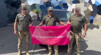 Favbet Foundation передал ВСУ на фронт микроавтобус