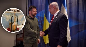 Принесли карту без Украины: премьер Израиля оконфузился перед Зеленским